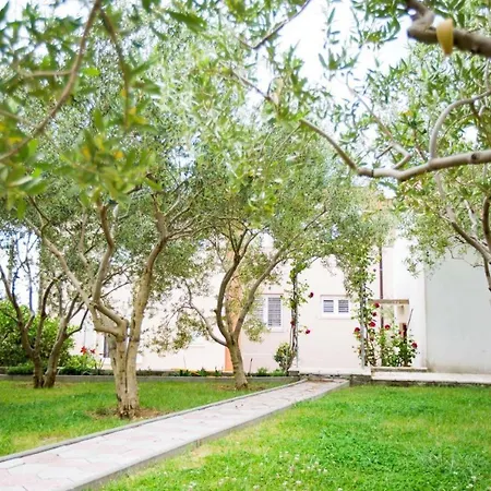 M&s Apartment
